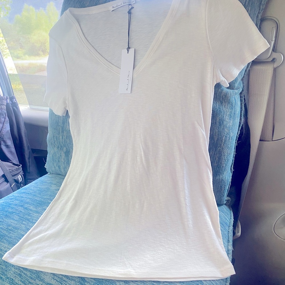 ~Michael Stars, **NEW**White V Neck T-Shirt w slight Stretch…retails for $70.00…